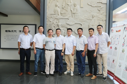 0731+揚州北辰電氣集團(tuán)有限公司黨總支開展迎“八一”專題活動.jpg